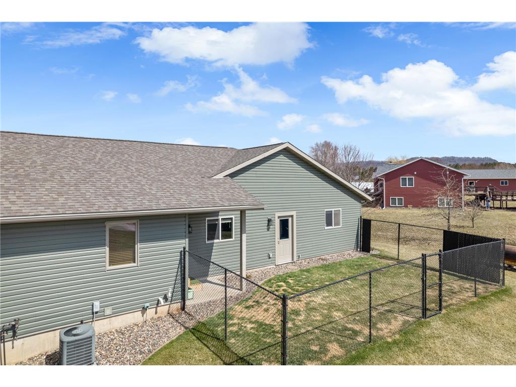 S2838 Fern Circle Fountain City WI 54629 7052206 image41
