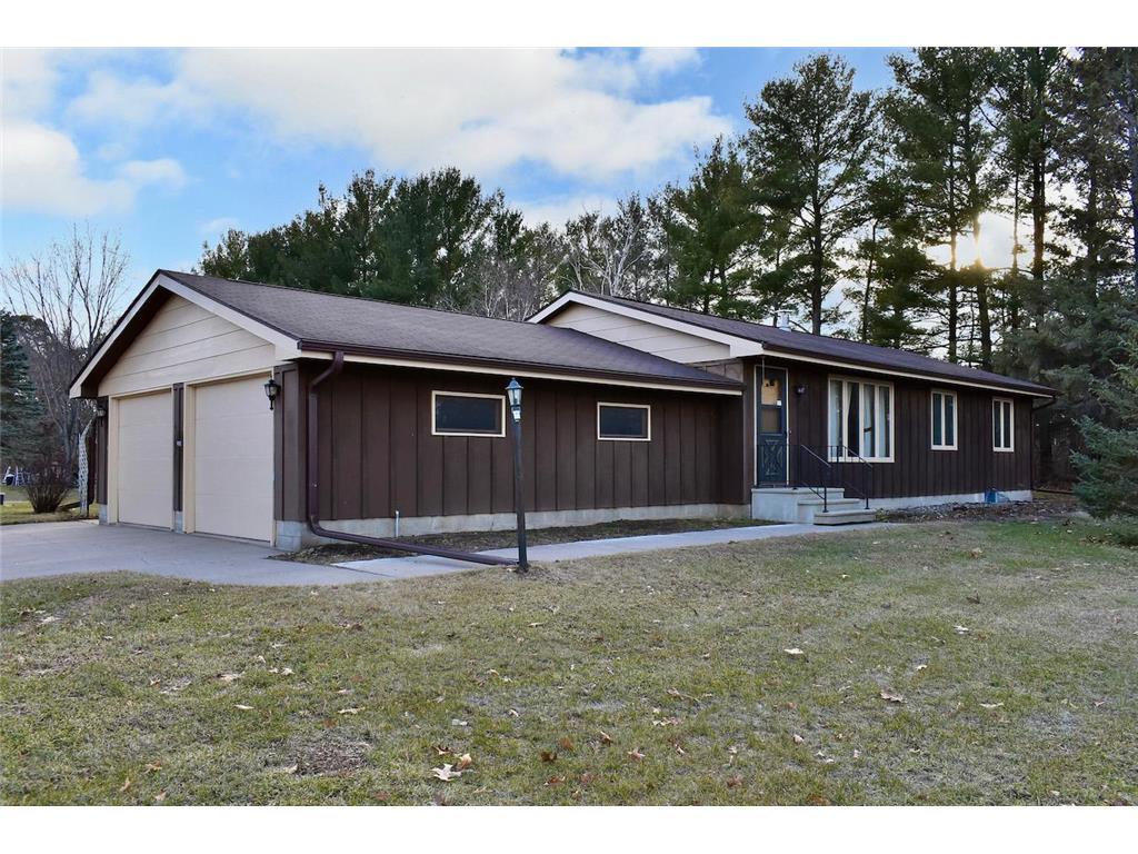 S2859 Elm Street Fountain City WI 54629 6489496 image1