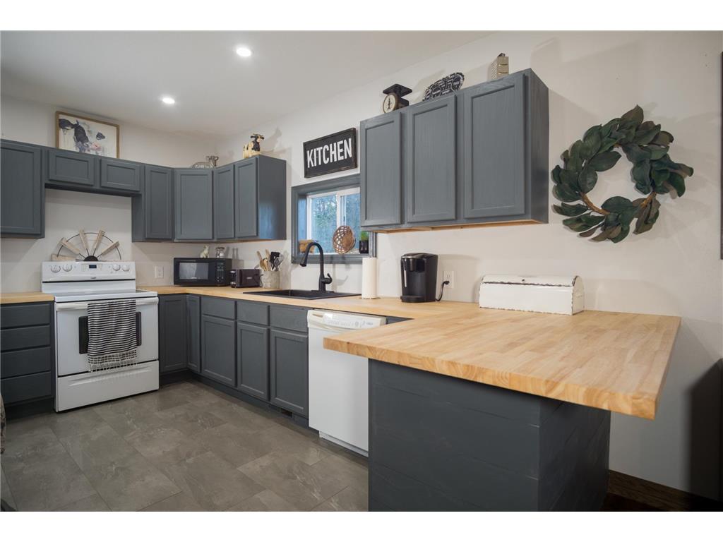 S517 Sand Road Mondovi WI 54755 6740285 image11