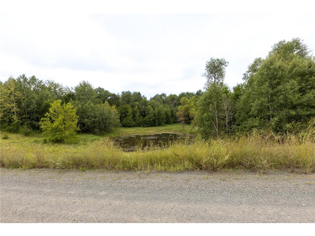 TBD 242nd St. Eureka WI 54934 - Manitou Lake 6771597 image4