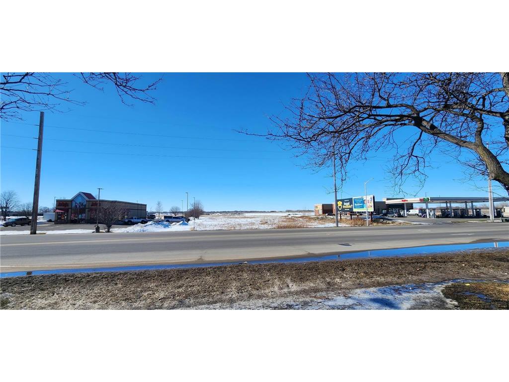 TBD 2709 - 2715 Bridge Ave Albert Lea MN 56007 6812344 image1