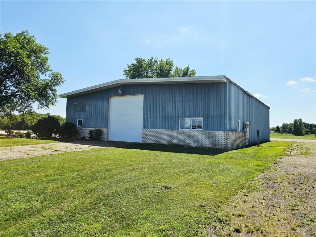 TBD Black Oak Avenue Montevideo MN 56265 6771470 image1