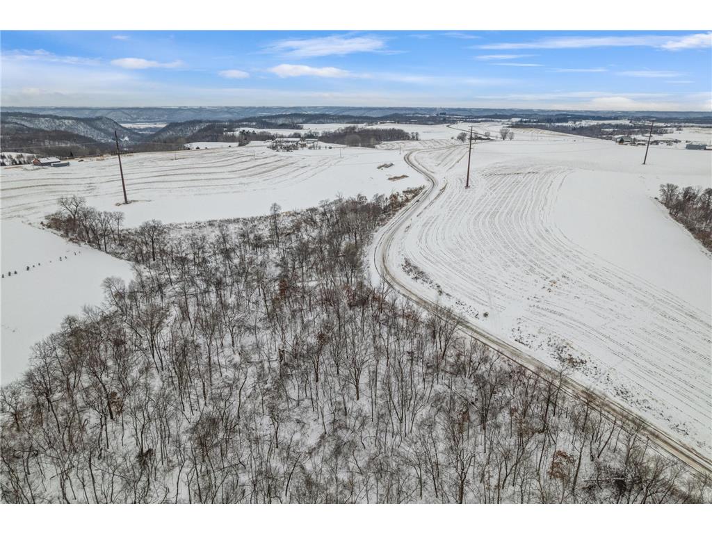 TBD County Road P Fountain City WI 54629 6825653 image10