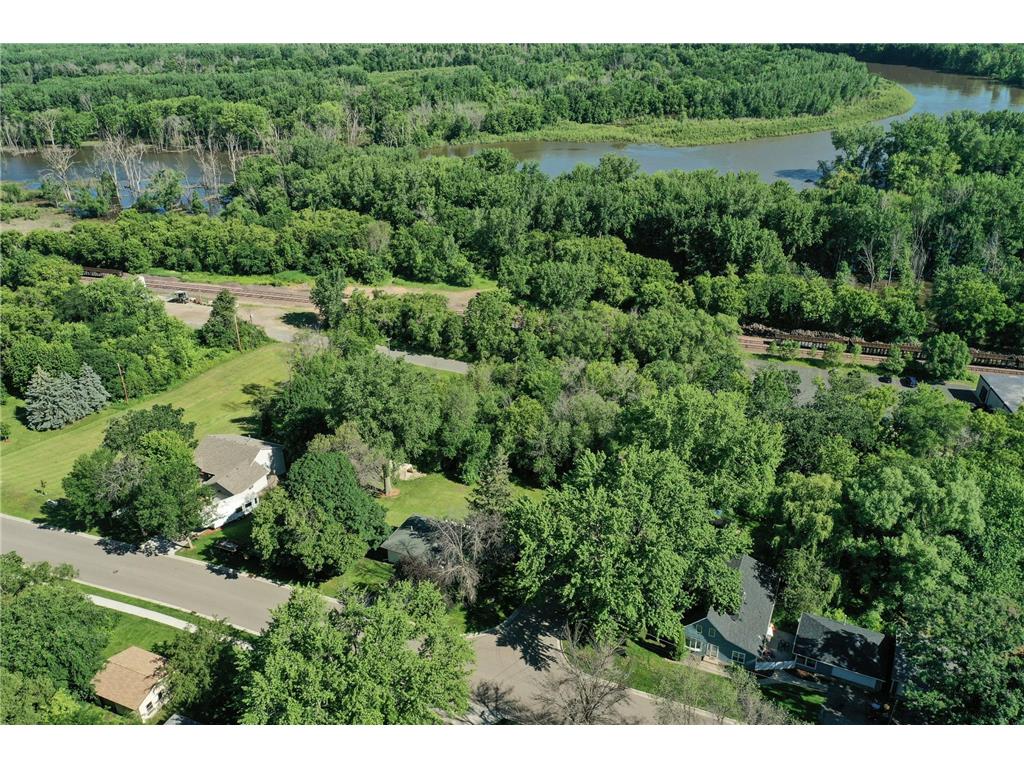 TBD LOT 4 & 6 W Beaver Street Belle Plaine MN 56011 7111874 image2