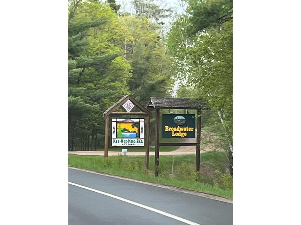 TBD Lantern Lane Hackensack MN 56655 - Woman 6779418 image2