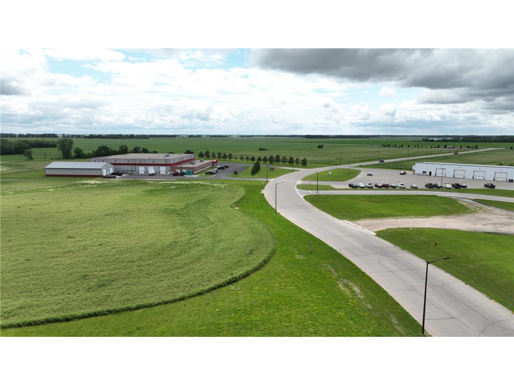 TBD W GREENWOOD ST Street W Thief River Falls MN 56701 6803752 image17