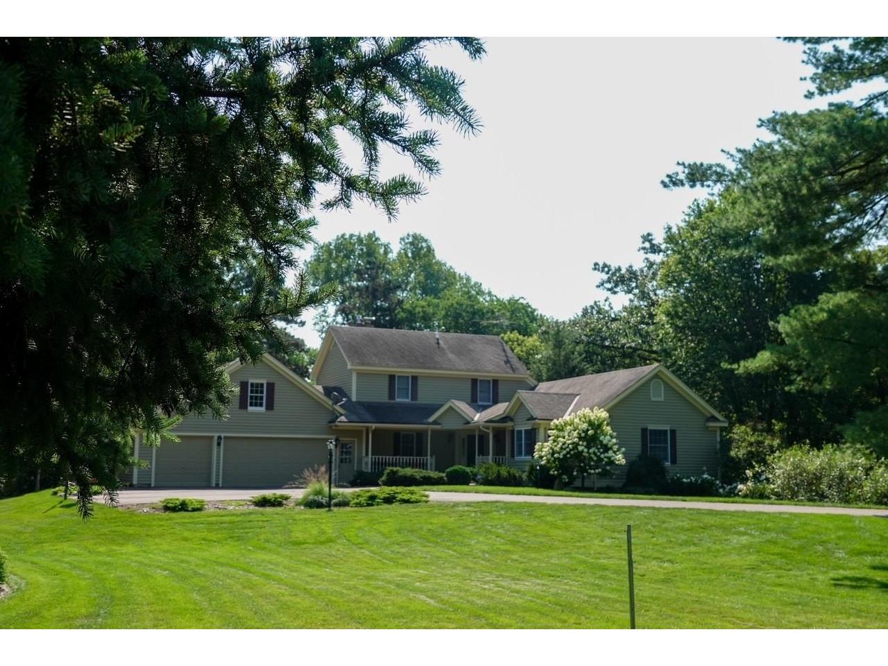 W10391 880th Avenue, River Falls, WI 54022 MLS 6086287 Edina Realty