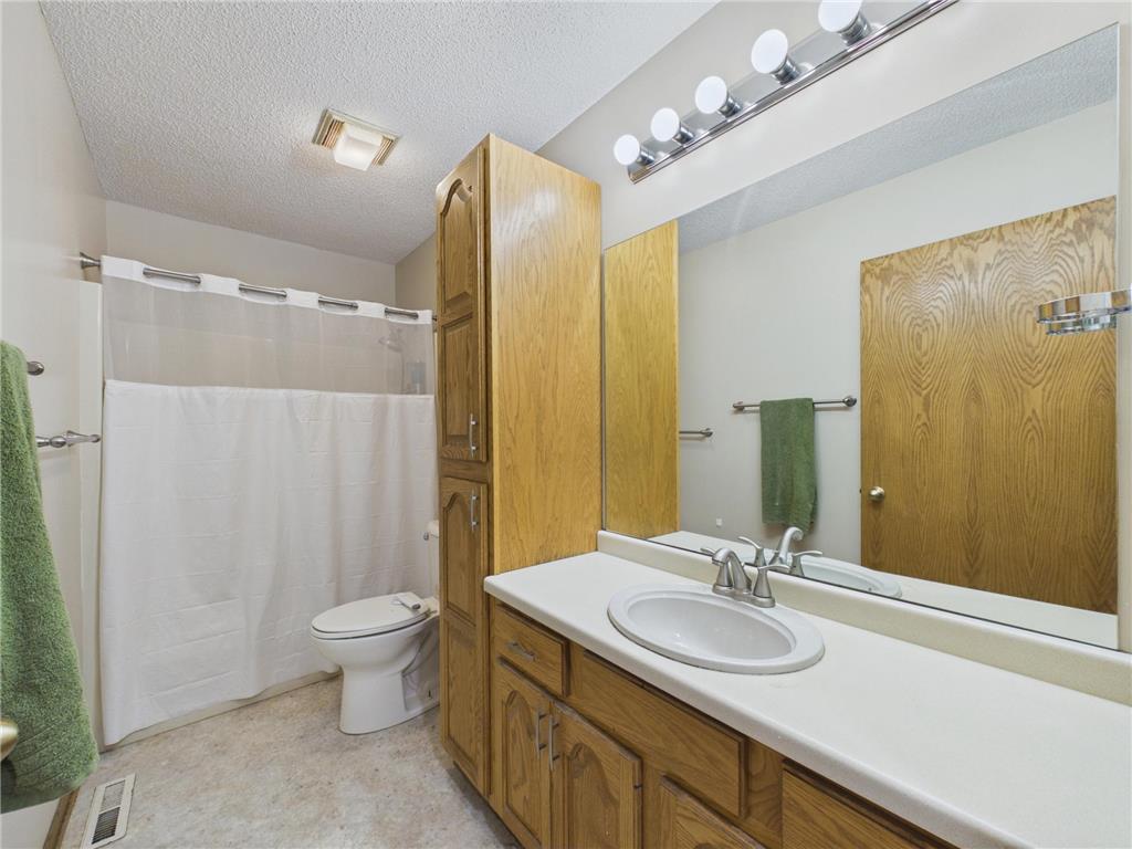 W10446 880th Avenue River Falls WI 54022 7046140 image16