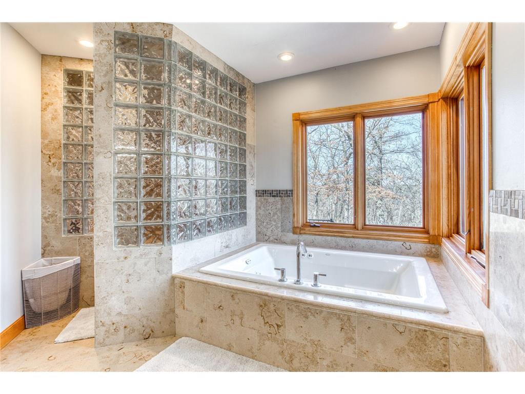 W10622 State Road 35 Oak Grove Twp WI 54021 7064089 image18
