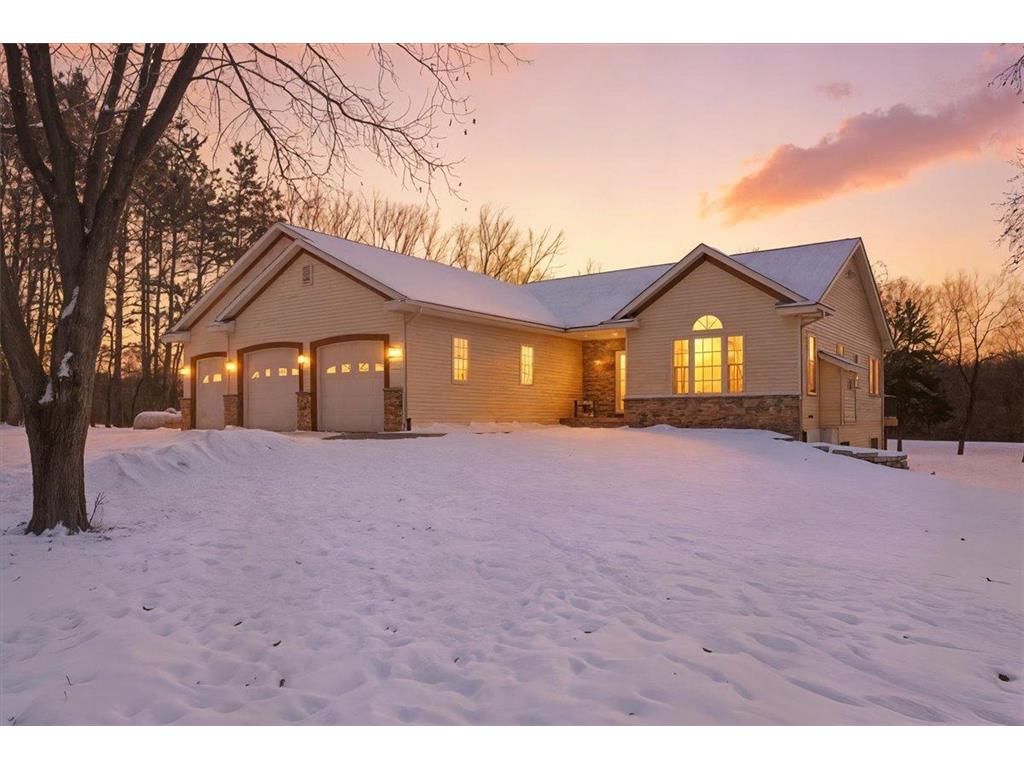 W11789 497th Avenue Prescott WI 54021 6819851 image1