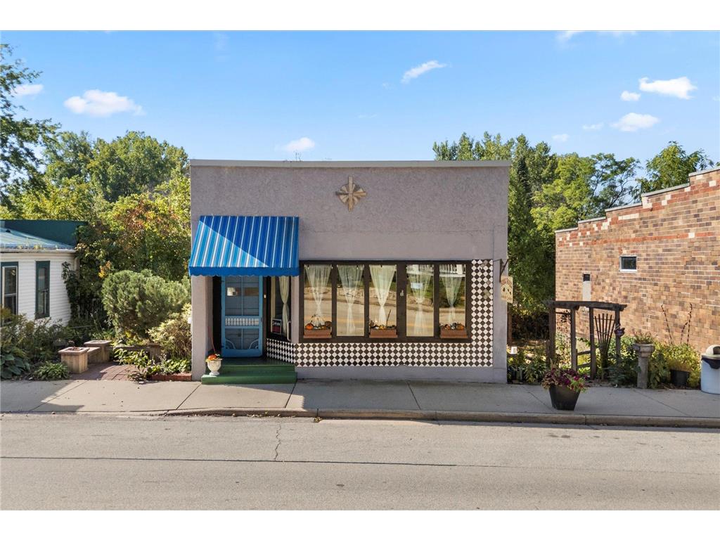 W12103 State Highway 35 Stockholm WI 54769 6793418 image1