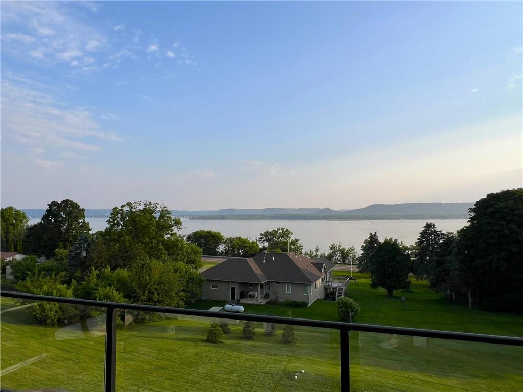 W12420 State Highway 35 Stockholm WI 54769 - Lake Pepin 6735907 image43