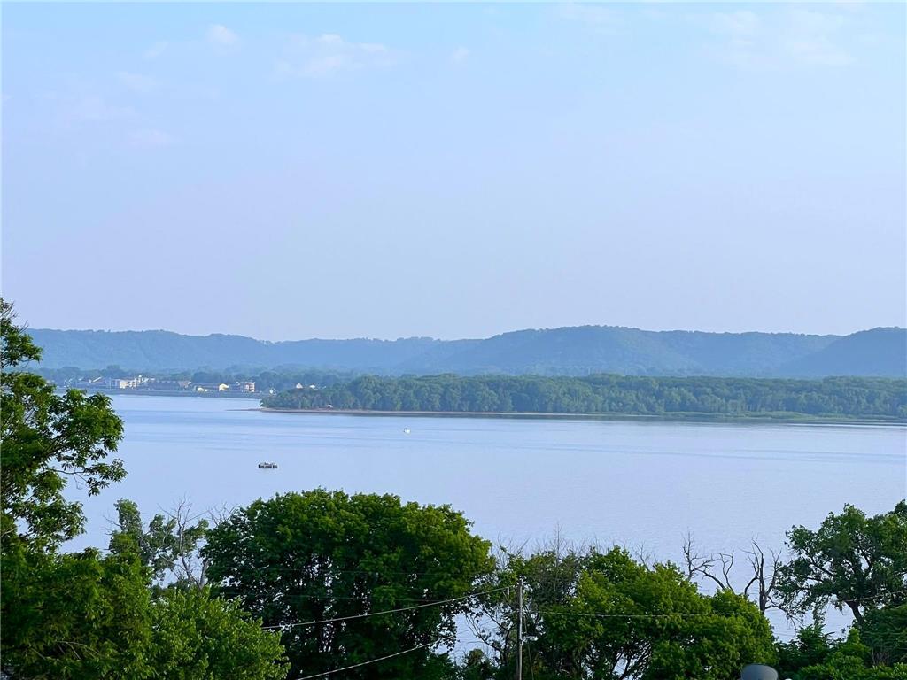 W12420 State Highway 35 Stockholm WI 54769 - Lake Pepin 6735907 image44