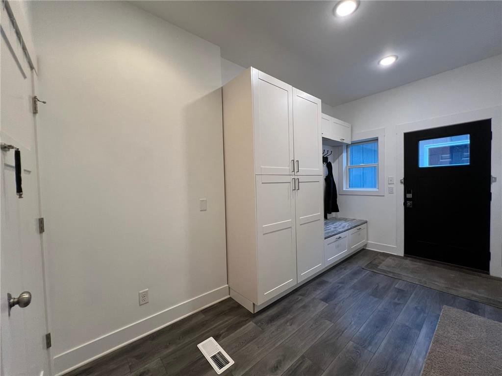 W12420 State Highway 35 Stockholm WI 54769 - Lake Pepin 6735907 image59