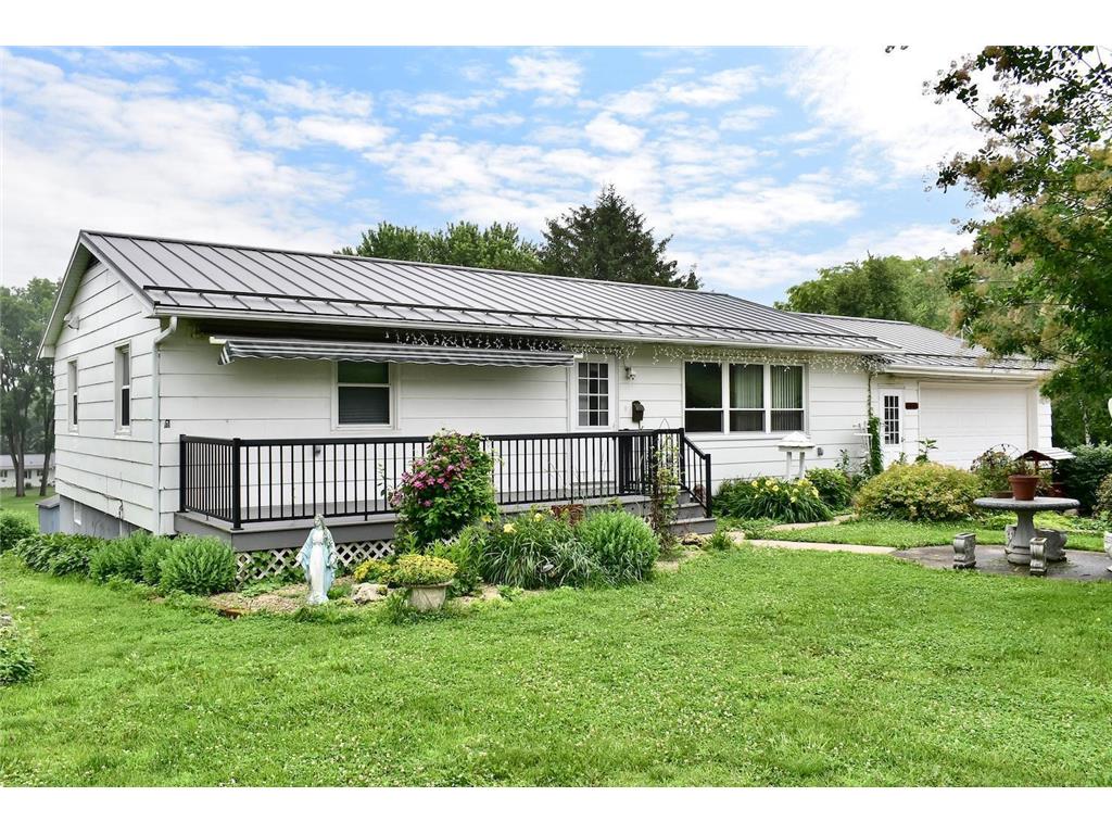 W136 Piepers Valley Road Fountain City WI 54629 6743849 image1