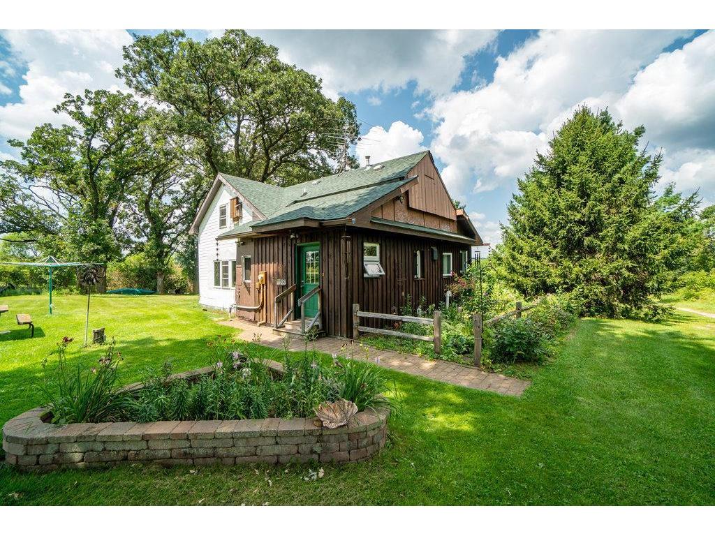 W16473 County Road B Osseo WI 54758 6587482 image1