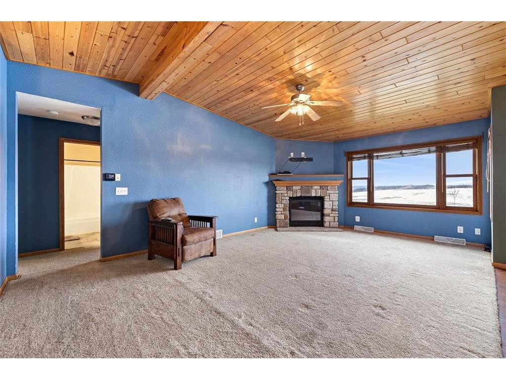 W1660 Maplewood Lane Belvidere Twp WI 54610 7039467 image10