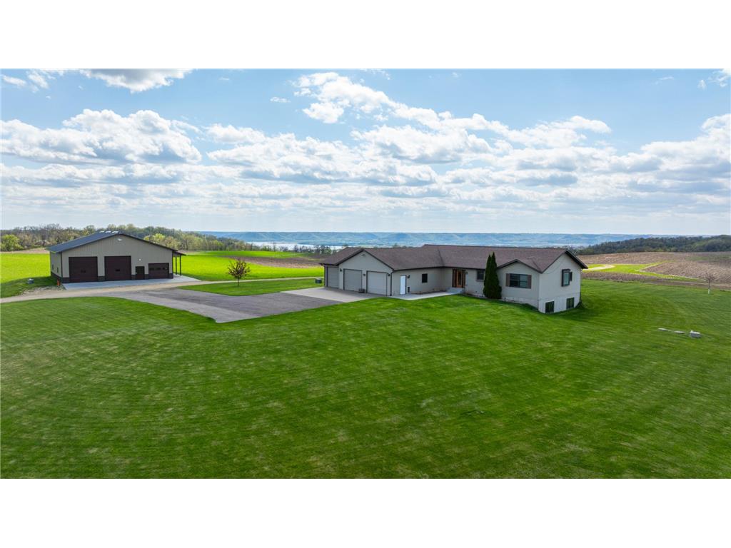 W1660 Maplewood Lane Belvidere Twp WI 54610 7039467 image74