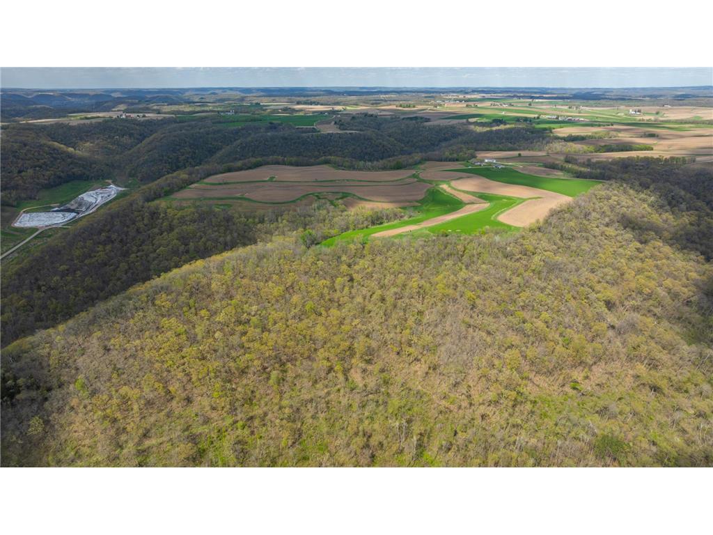 W1660 Maplewood Lane Belvidere Twp WI 54610 7039467 image91