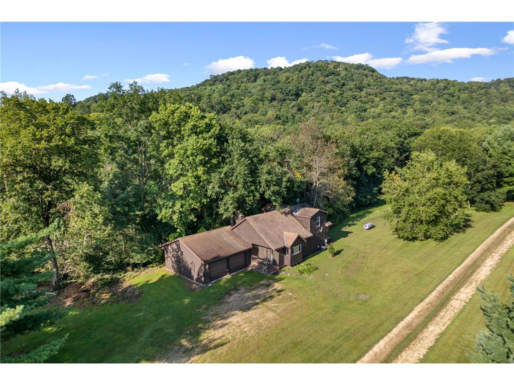 W2169 Peaceful Valley Road Nelson WI 54756 6587575 image1