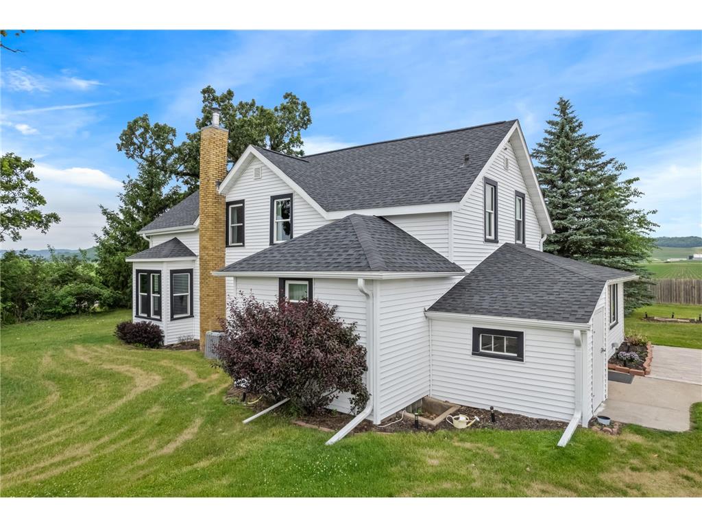 W22882 Little Tamarack Road Trempealeau WI 54630 7090013 image2