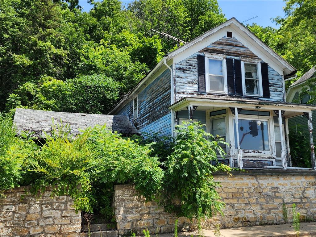 W3374 State Road 35 Maiden Rock WI 54750 - Lake Pepin 6572739 image1