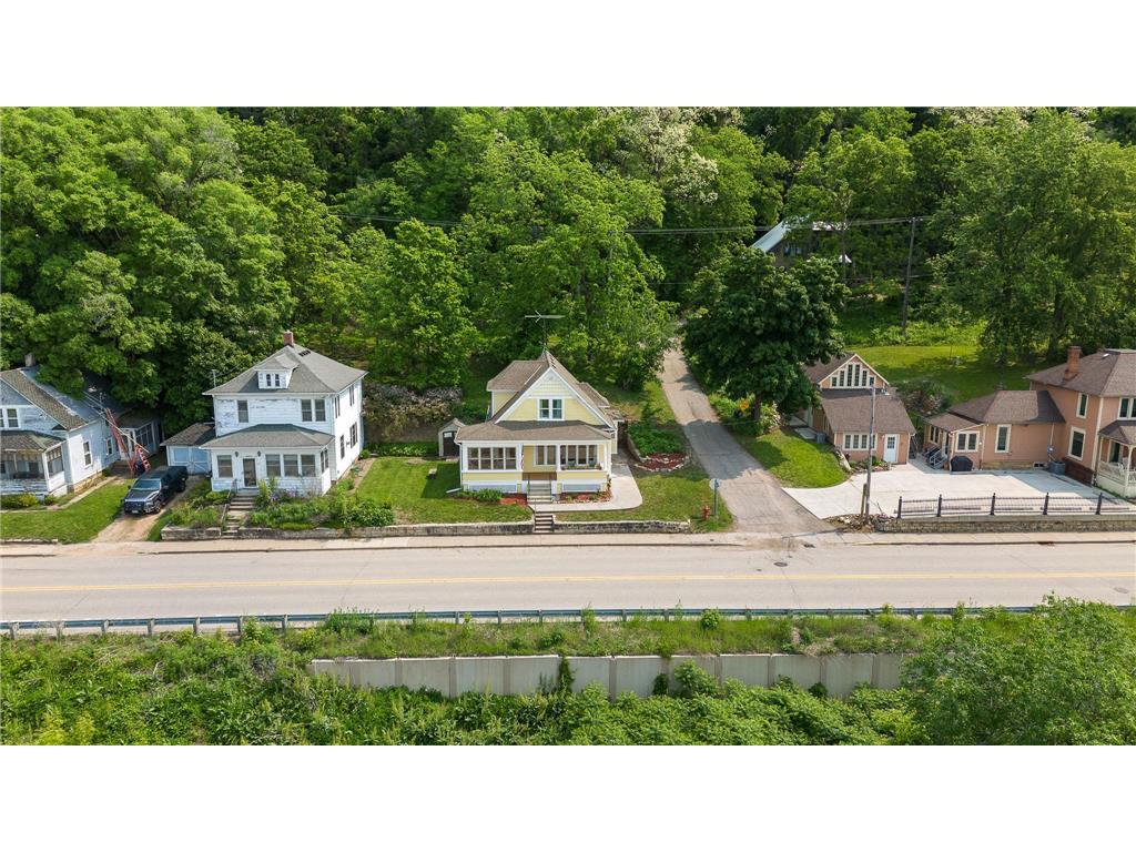 W3410 State Road 35 Maiden Rock WI 54750 - Lake Pepin 7057034 image1