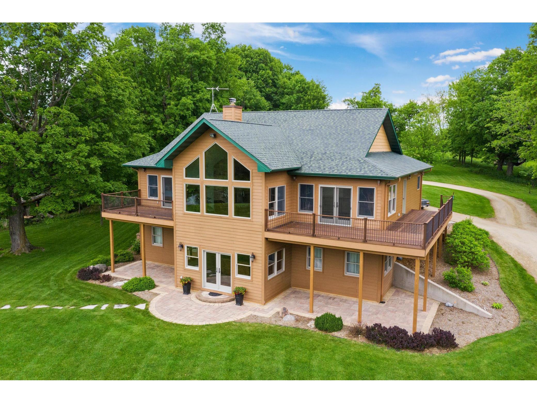 W3528 850th Avenue, Spring Valley, WI 54767 MLS 5767360 Edina Realty