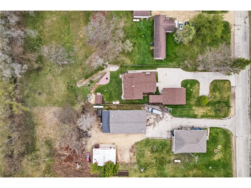 W374 Bluff Siding Road, Fountain City, WI, 54629 MLS 6521378 Edina Realty