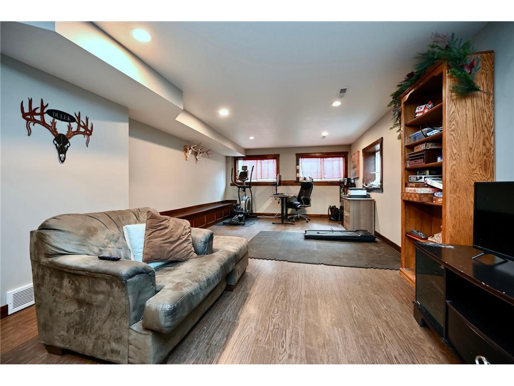 W4824 Puent Road Barre Twp WI 54601 7043910 image45