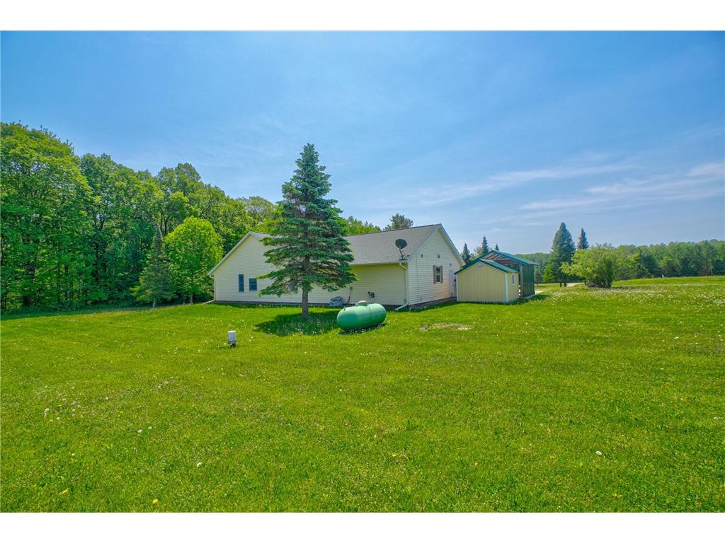 W5516 690th Avenue Martell Twp WI 54003 7095169 image38