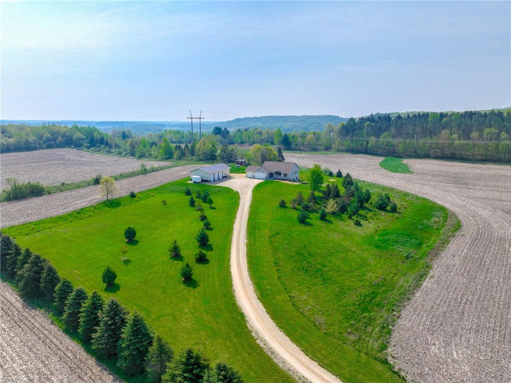 W6085 845th Avenue River Falls WI 54022 6532356 image1