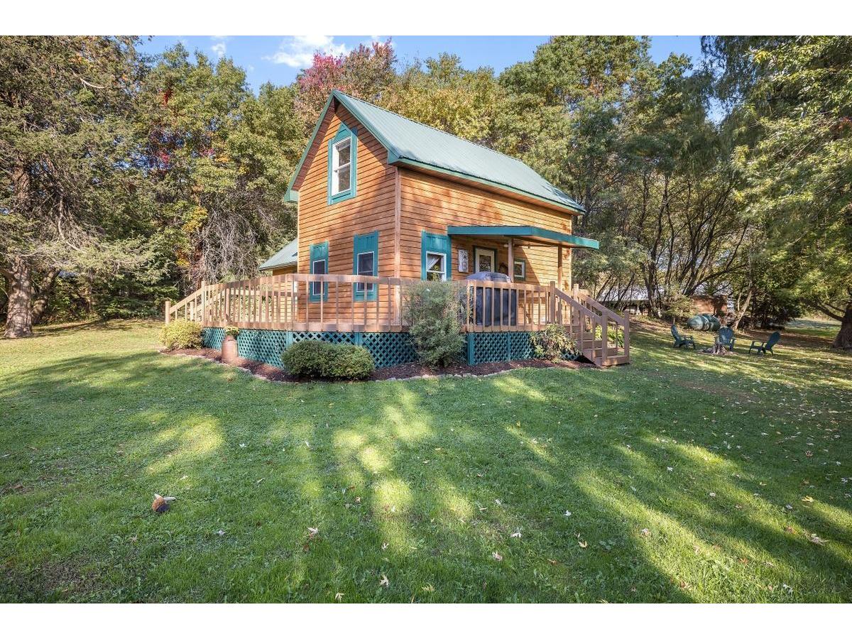 W6676 870th Avenue River Falls WI 54022 6107414 image1