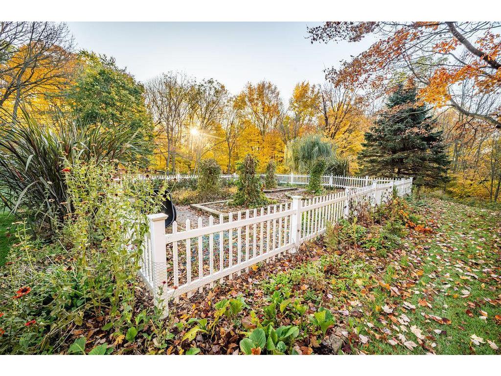 W7429 510th Avenue Ellsworth WI 54011 6810139 image38