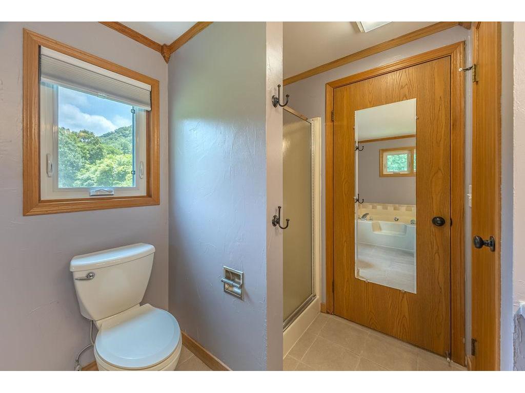 W764 Valley Drive #A Fountain City WI 54629 7108666 image20