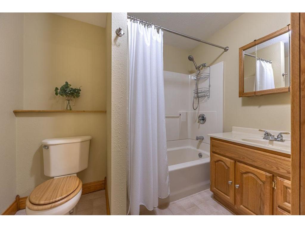 W764 Valley Drive #A Fountain City WI 54629 7108666 image39