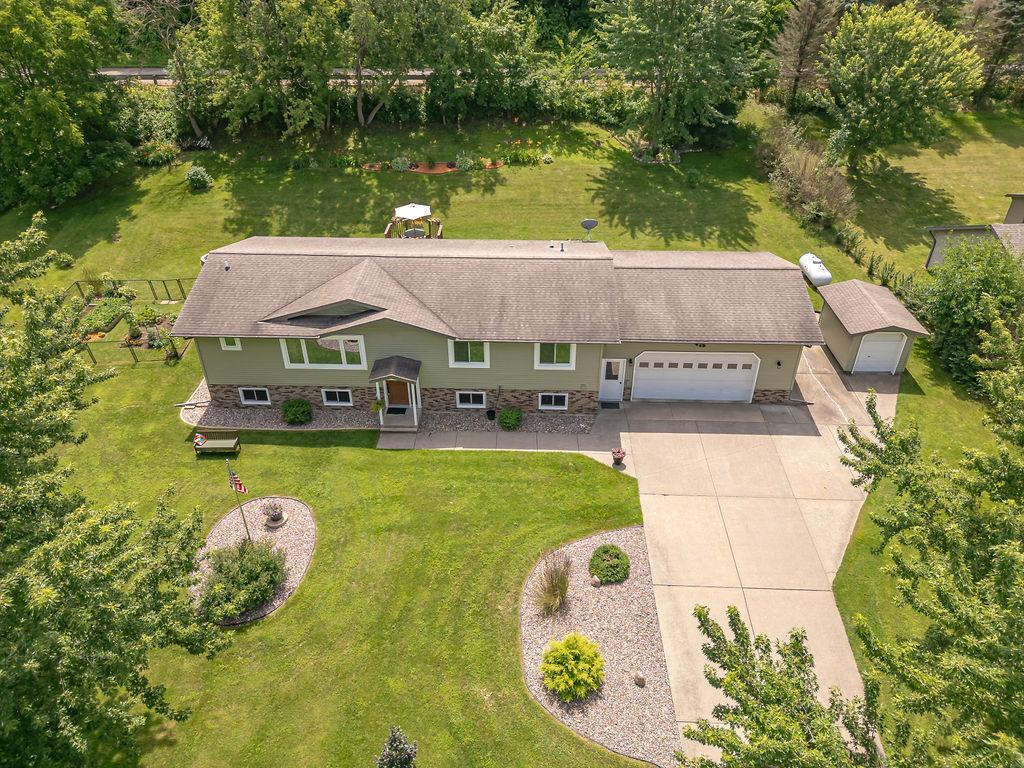 W764 Valley Drive #A Fountain City WI 54629 7108666 image64
