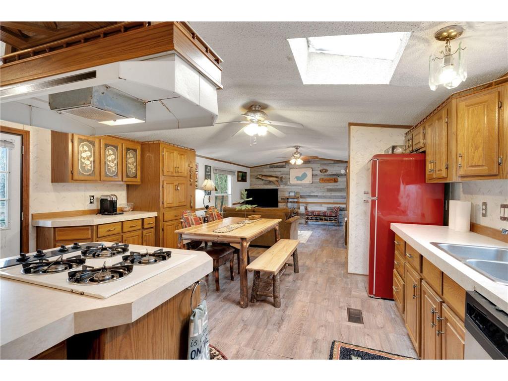 W7762 Rainbow Drive Spooner WI 54801 - Tozer Lake 7075871 image26