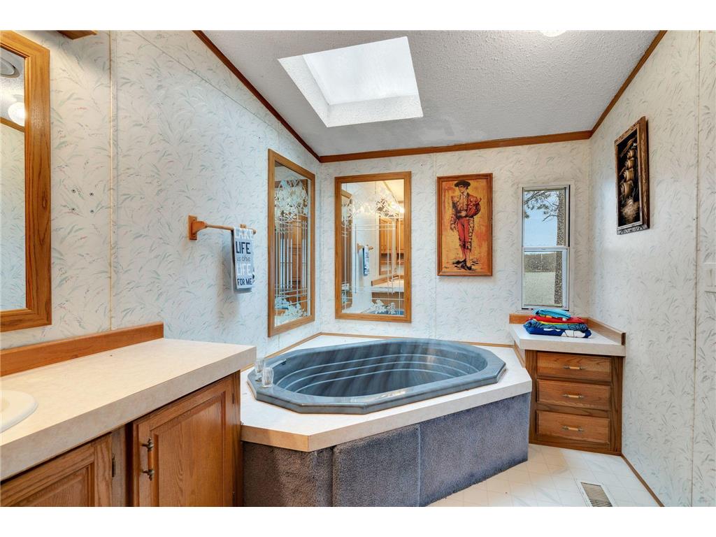 W7762 Rainbow Drive Spooner WI 54801 - Tozer Lake 7075871 image33