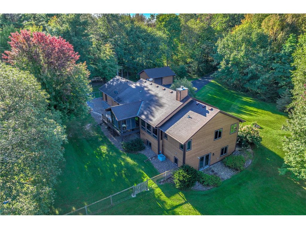 W8098 830th Avenue, River Falls Twp, WI, 54022 MLS 6271750 Edina