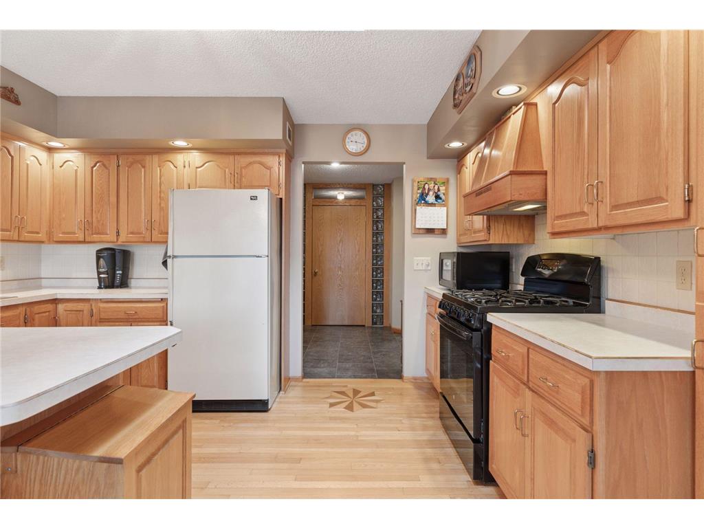 W828 Evergreen Court Spring Valley WI 54767 6689264 image10