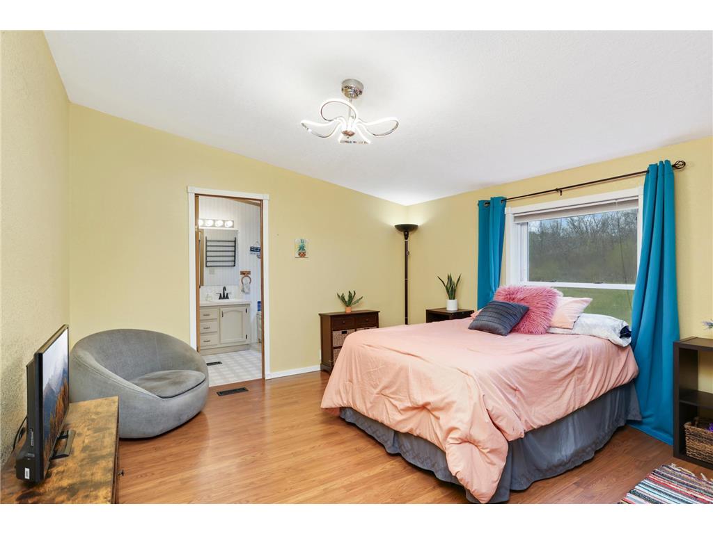 W9572 295th Avenue, Diamond Bluff, WI, 54014 MLS 6521630 Edina Realty