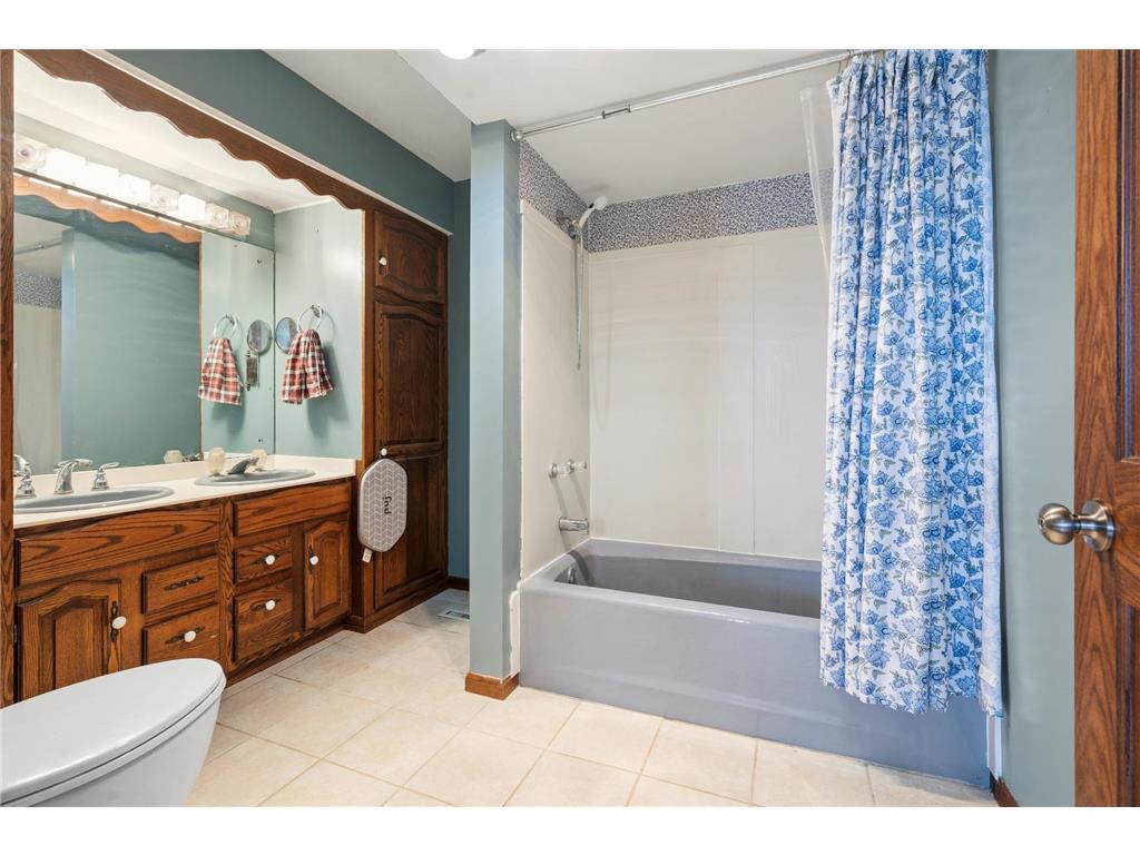 W9806 State Road 35 Diamond Bluff WI 54014 7034707 image12