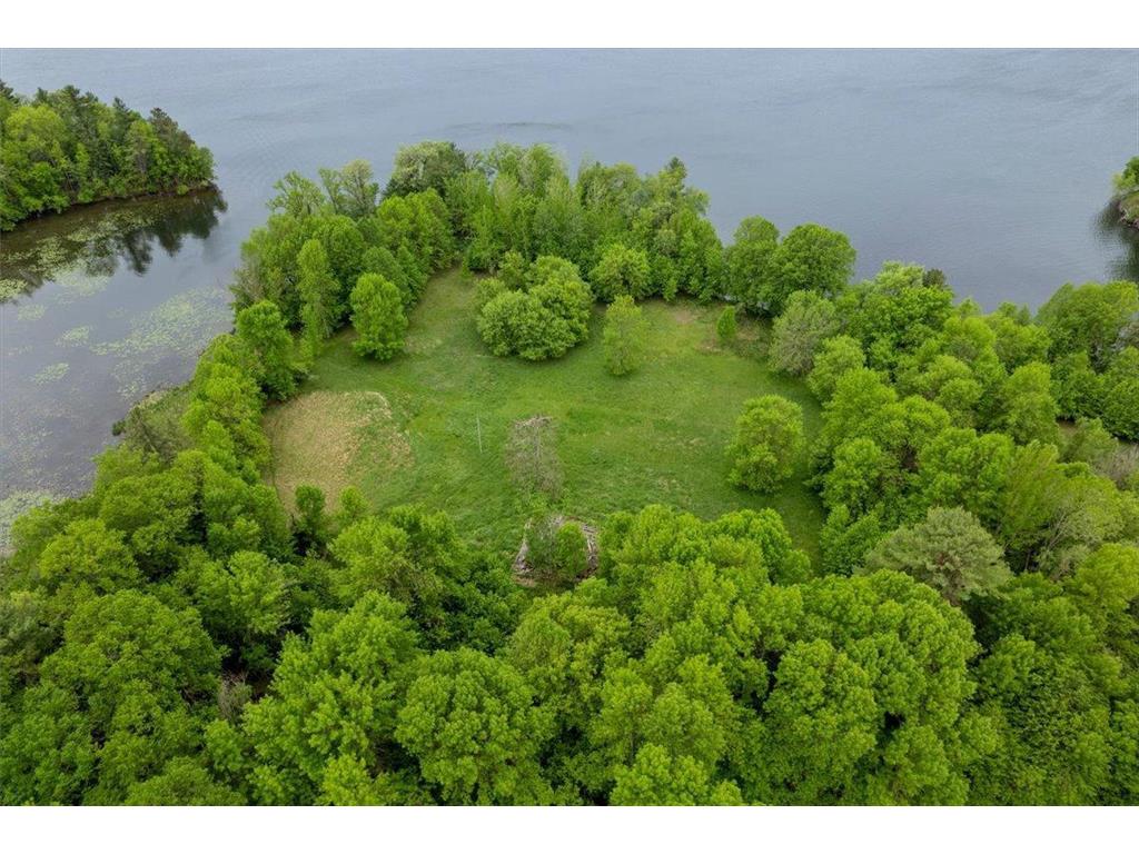 X Garbutt Island Edgewater WI 54817 - Lake Chetac 6741837 image19