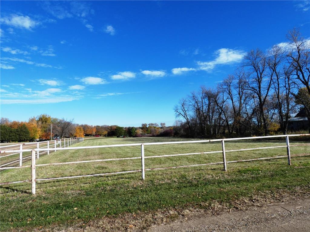 1425 N Oak Drive Slayton MN 56172 6452494 image1