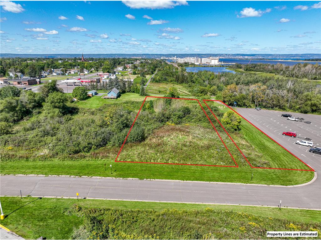 XX 30th Ave E Superior WI 54880 - Lake Superior 7061891 image7