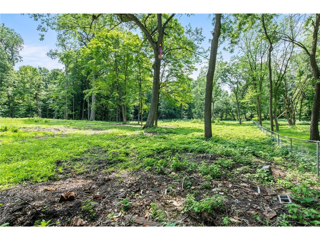 XXX Glen Road Shorewood MN 55331 6751926 image14