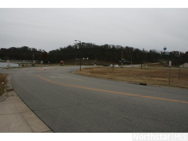 XXX Kingswood Drive Red Wing MN 55066 4470238 image1