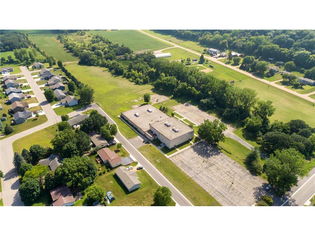 XXX South Lot South Street Henderson MN 56044 6504554 image4