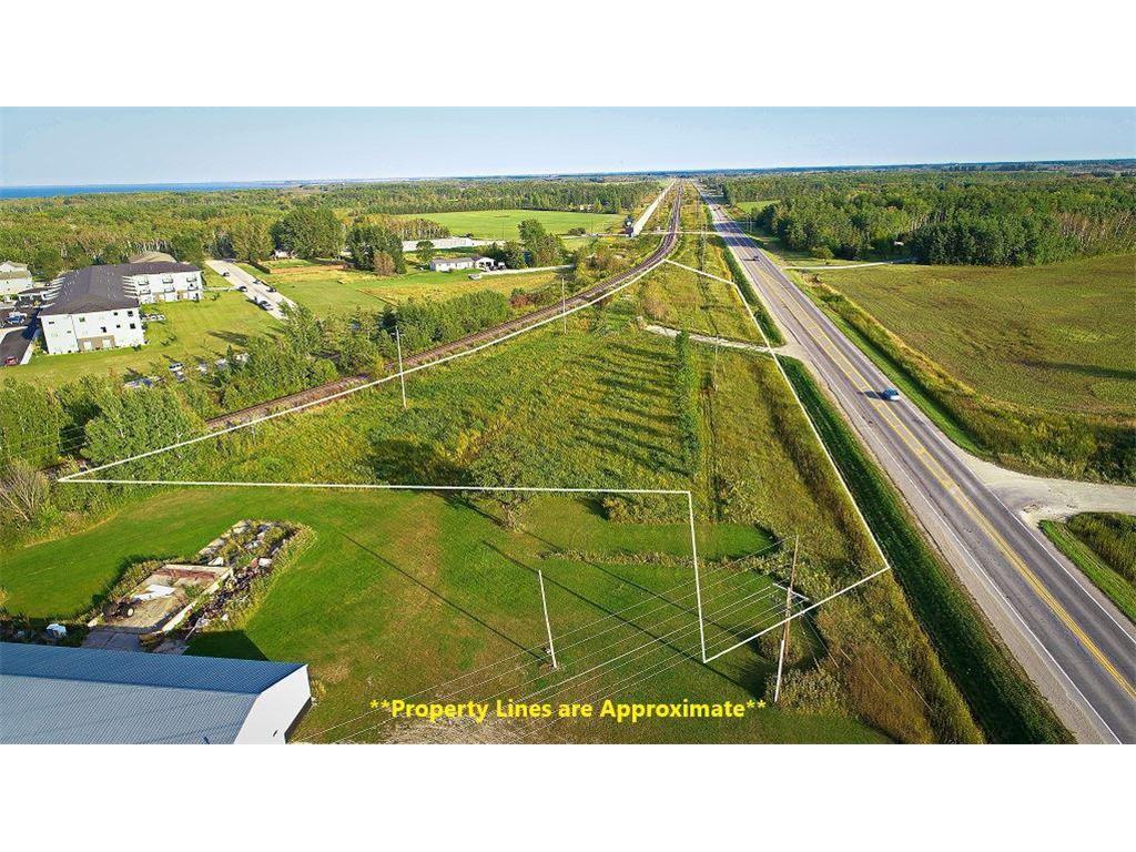 XXX State Hwy 11 Warroad MN 56763 7068187 image1
